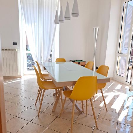 La Terrazza Apartment,A 50 Mt Dal Mare Varazze Exterior photo