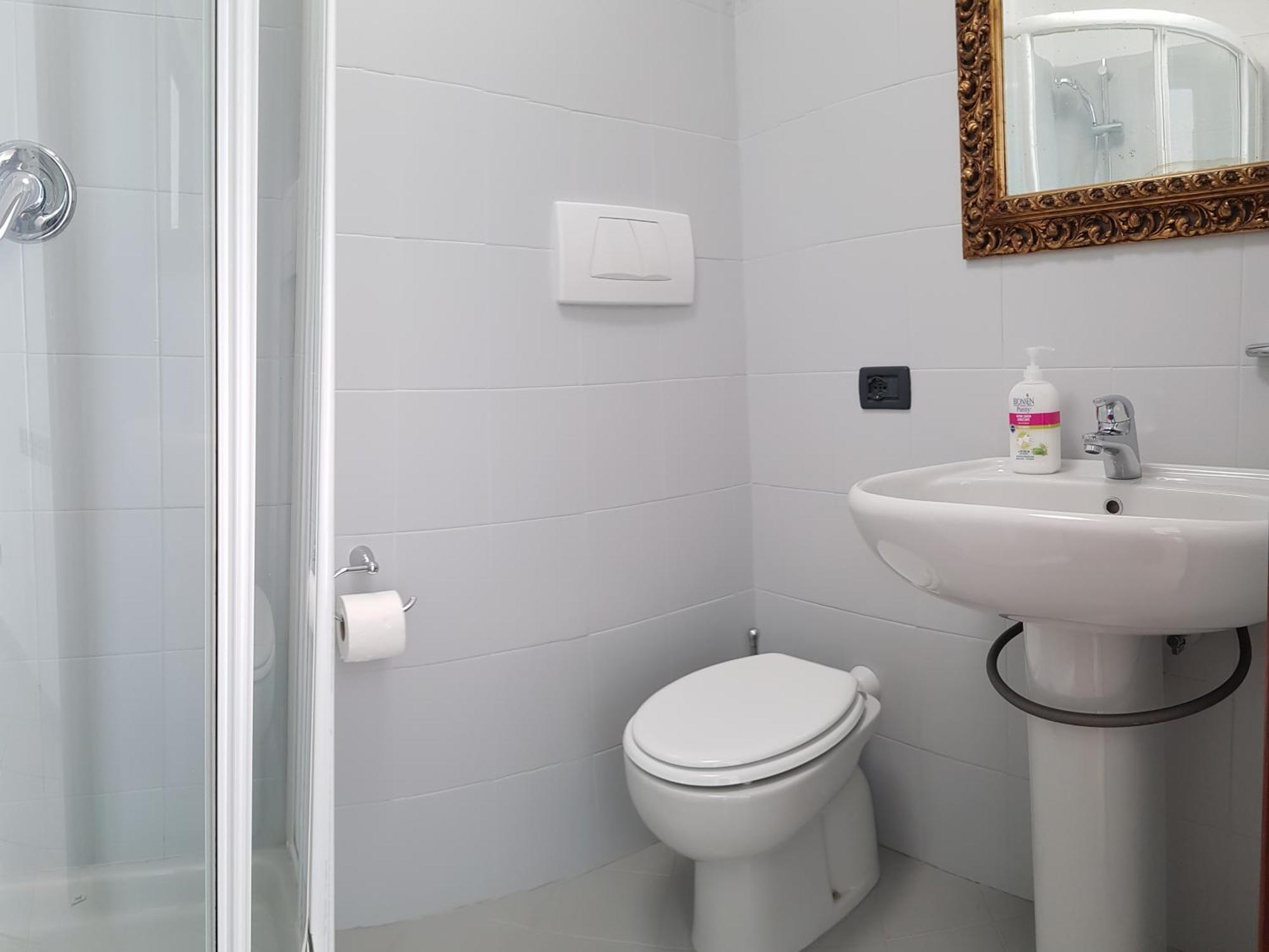La Terrazza Apartment,A 50 Mt Dal Mare Varazze Room photo